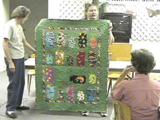 Sherry Worley Bug Jar Quilt.jpg (84421 bytes)