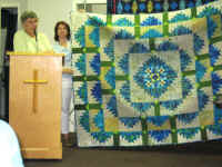Quilt guild June pictures 011.jpg (148135 bytes)